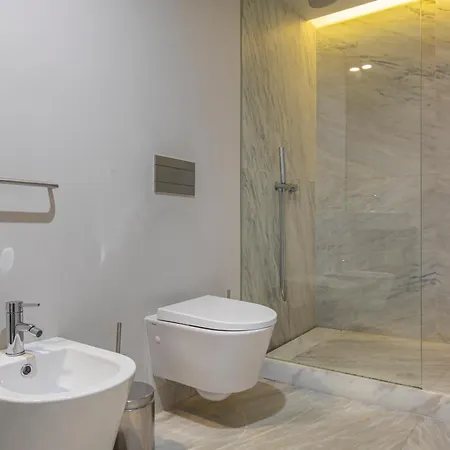 8 Building Lägenhet